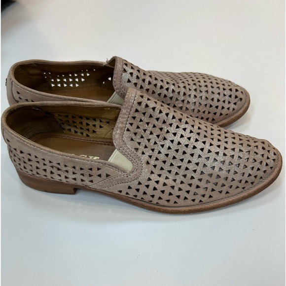 Trask 6.5 Ali Flats Perforated Suede Rose Metallic Slip On Shoes - Picture 2 of 8